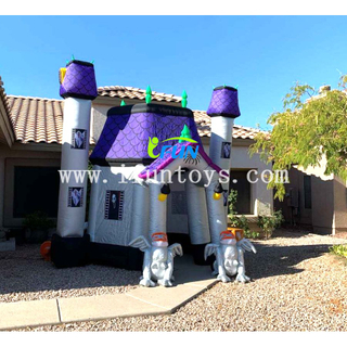 Inflatable Halloween Castle Arch Ghost House Giant Inflatable Haunted House Tent with Gargoyle for Outdoor Yard Event Decoration