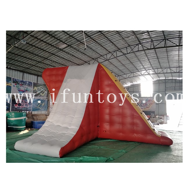 Outdoor Floating Inflatable Tower with Slide Jumping Blob / Lake Inflatable Blob Jump Tower For Water Park