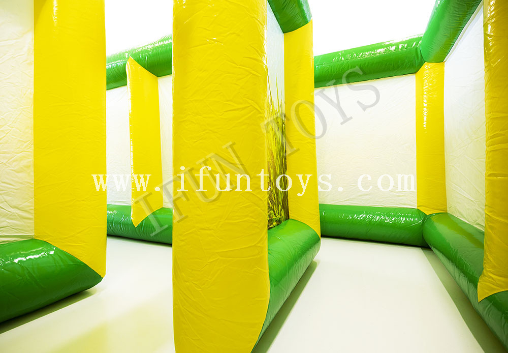Outdoor Inflatable Corn Maze Game / Obstacle Maze Playground with Air Blower for Sale