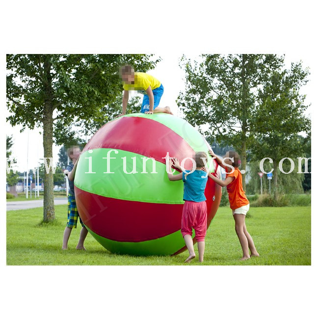 PVC Inflatable Super Ball / Giant Inflatable Colorful Beach Roll Ball for Outdoor Team Building Sport Game